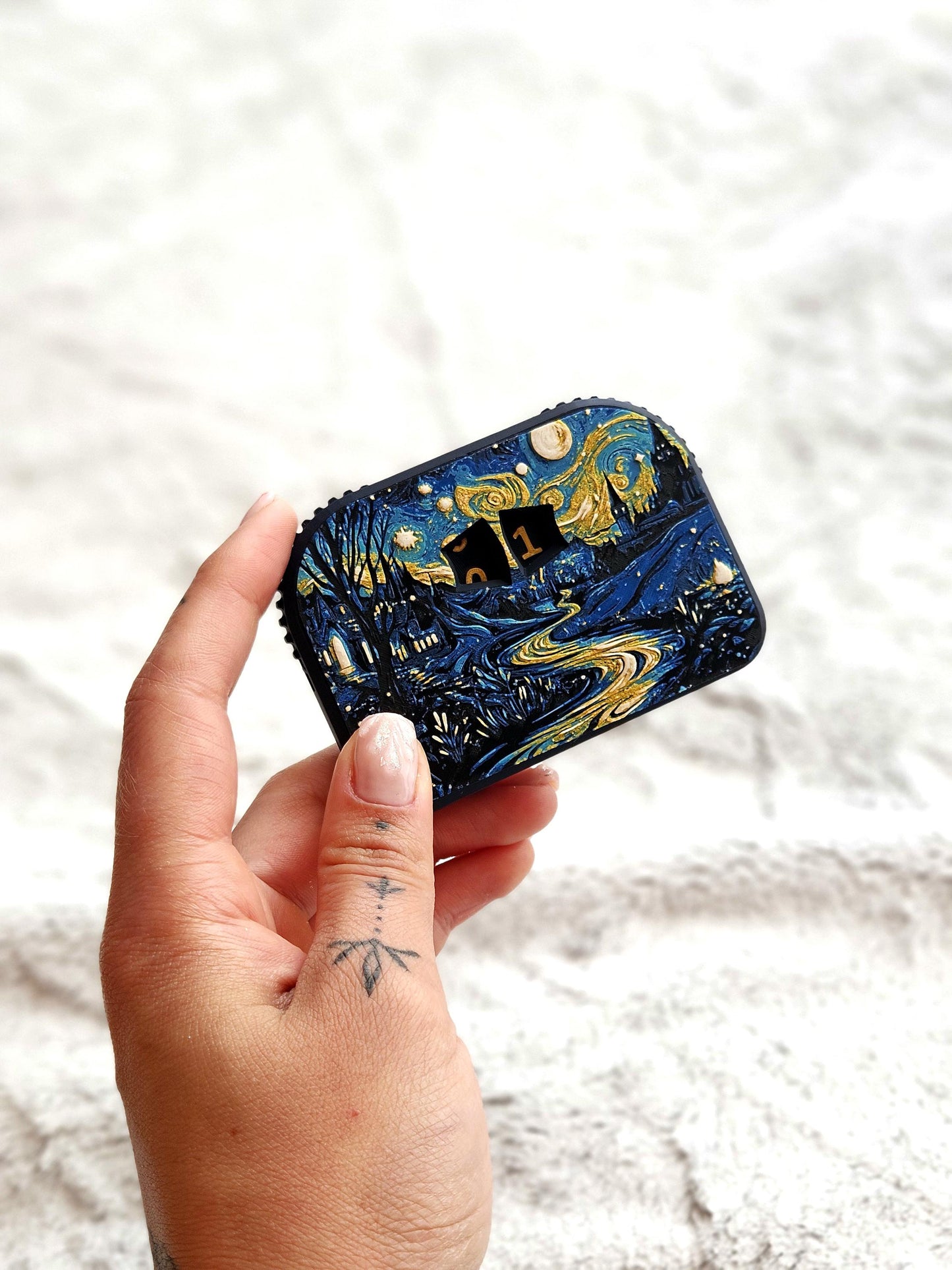 Artisan MTG Life Counter – Smooth Dual Dials with Elegant Artistic Faceplate Design