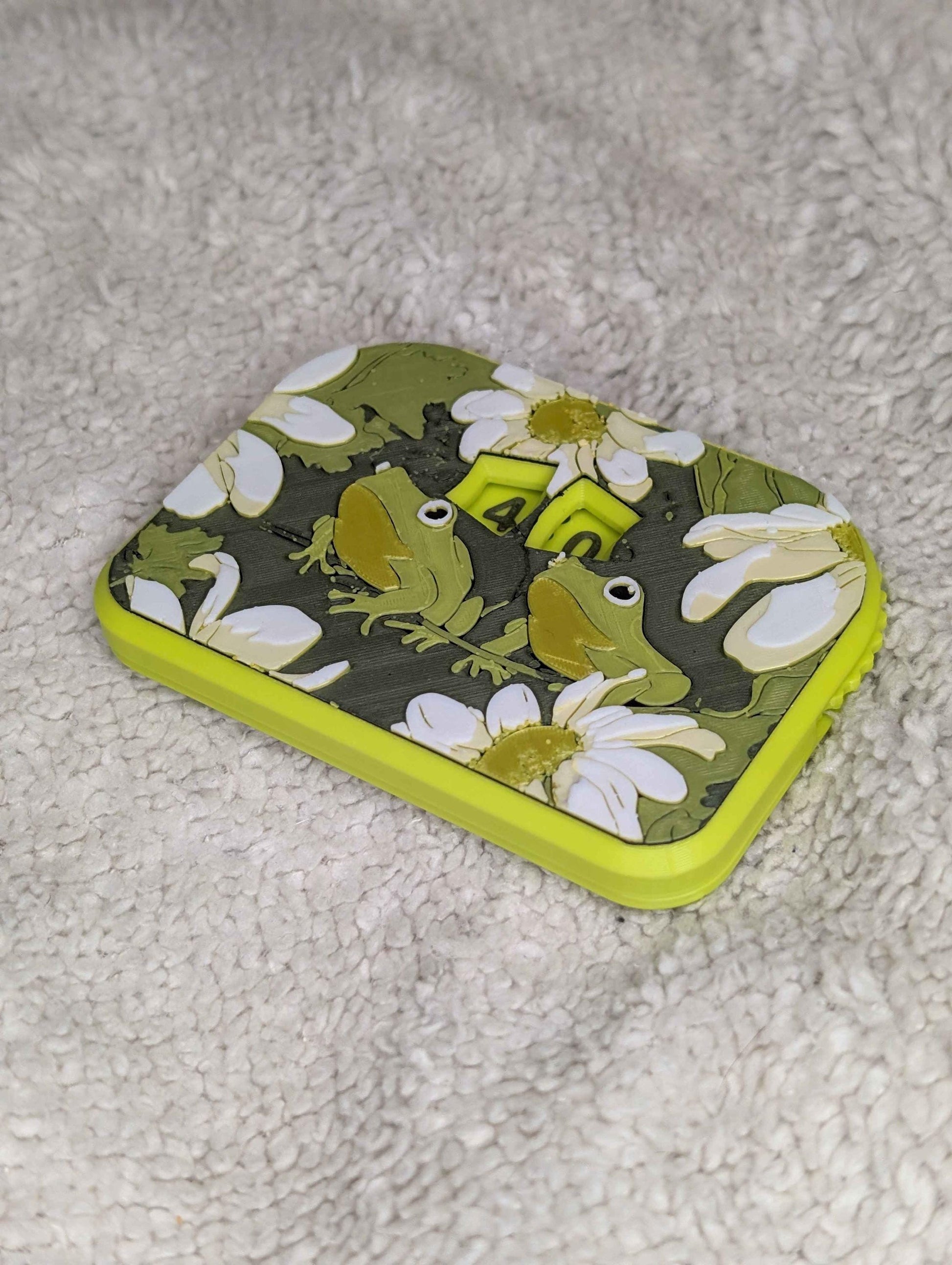 Frogget Me Not MTG Life Counter: Artistic Dual Spinning Dials